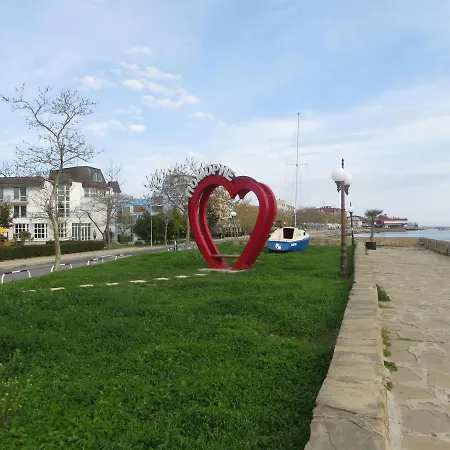 דירה Pomorie Apartment *
