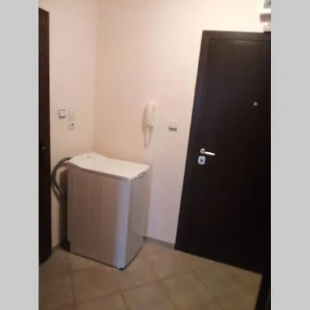 דירה Pomorie Apartment פומורי