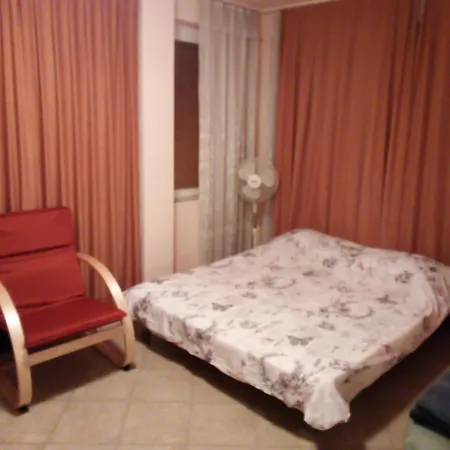 Pomorie Apartment דירה